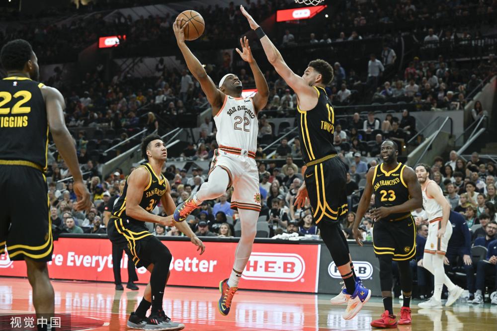 场的运作更 场的运作更