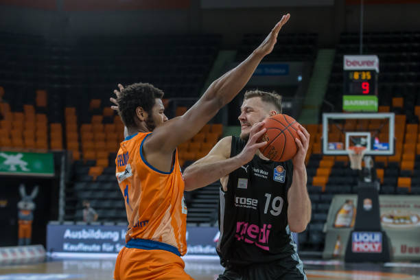 避免资源分 避免资源分